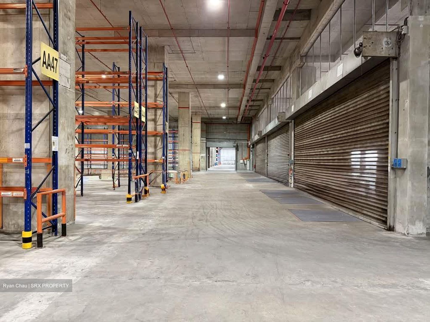 Jurong Logistics Hub (D22), Warehouse #568695501